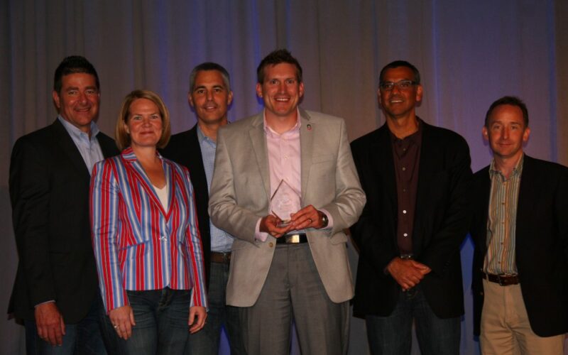 Jason Rhode receiving Blackboard Catalyst Exemplary Course Award at BbWorld14