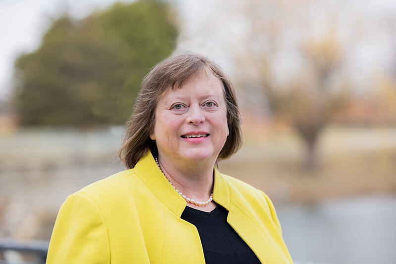 Lynn Dykstra portrait